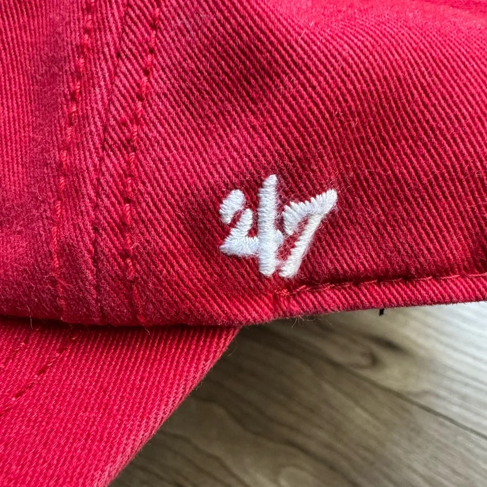 Red Wings 47 Fitted baseball Hat Cap Size XL Red - Picture 3 of 6
